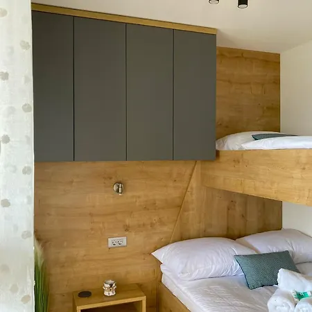 Apartman Mobile Skyline - Beautiful Sea View - On The Palm Of The