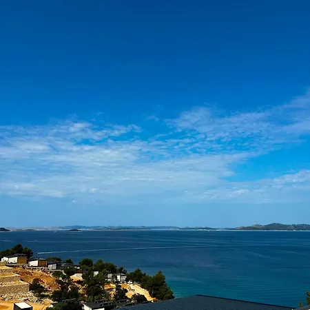 Apartment Mobile Skyline - Beautiful Sea View - On The Palm Of The *